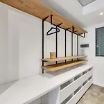 Seaside, Modern Luxury Apartment